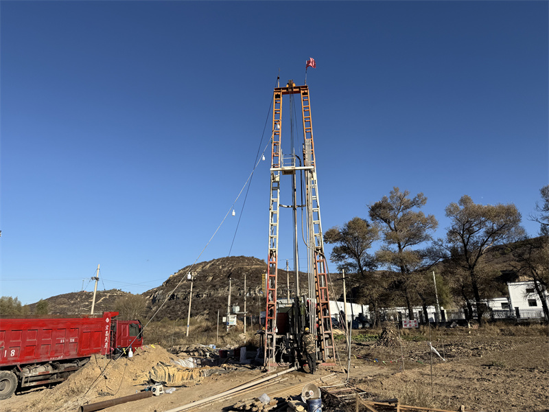 钻探施工_副本.jpg
